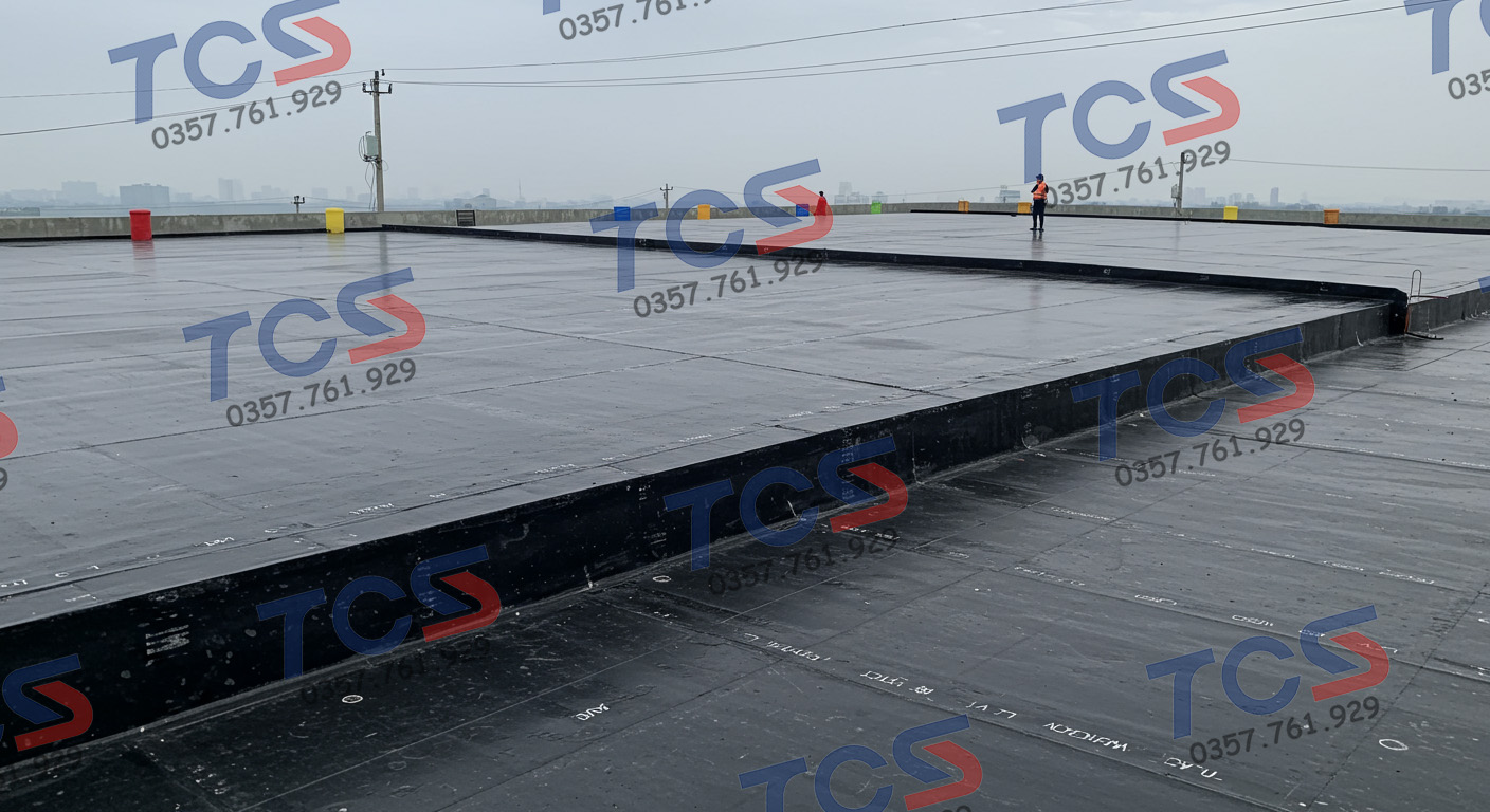 Mái nhà xưởng đã được TCSC Corp thi công chống thấm PU hoàn thiện, bền đẹp.